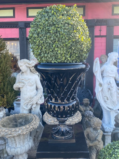 Fretwork Urn & Pedestal