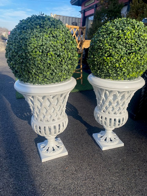 Fretwork Urn & Pedestal