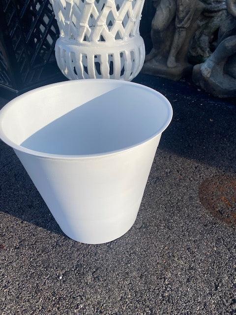 Fretwork Urn & Pedestal