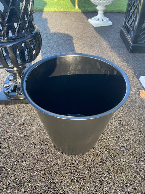 Fretwork Urn & Pedestal