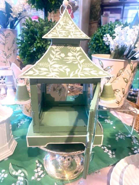 Chinoiserie Pagoda Lantern 11"