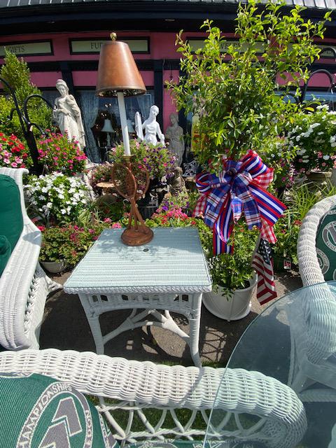 Rare Henry Link Wicker Wimbledon Collection of 13 Pieces Glass Top End Table
