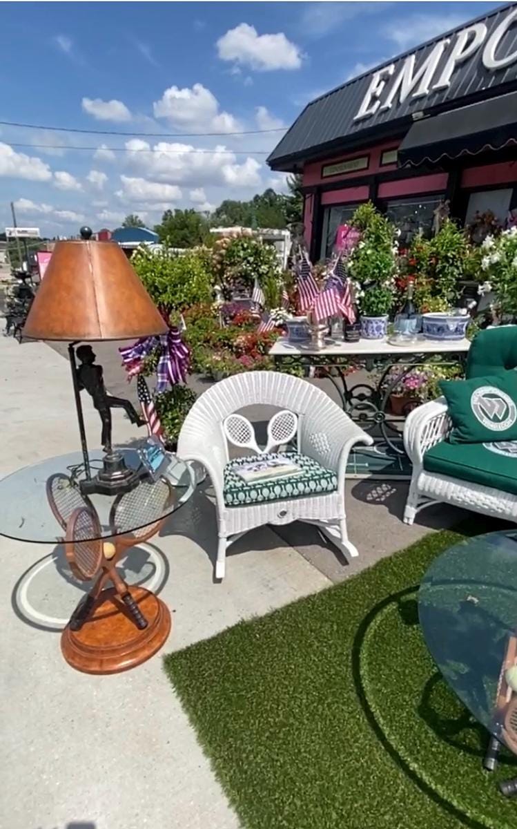 Rare Wicker Wimbledon Collection by Henry Link 13 Pieces End Table with Tennis Racquet