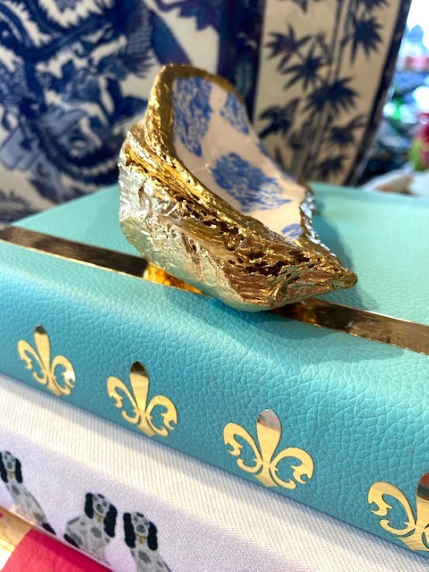 Gilded Oyster Shells Ginger Jar
