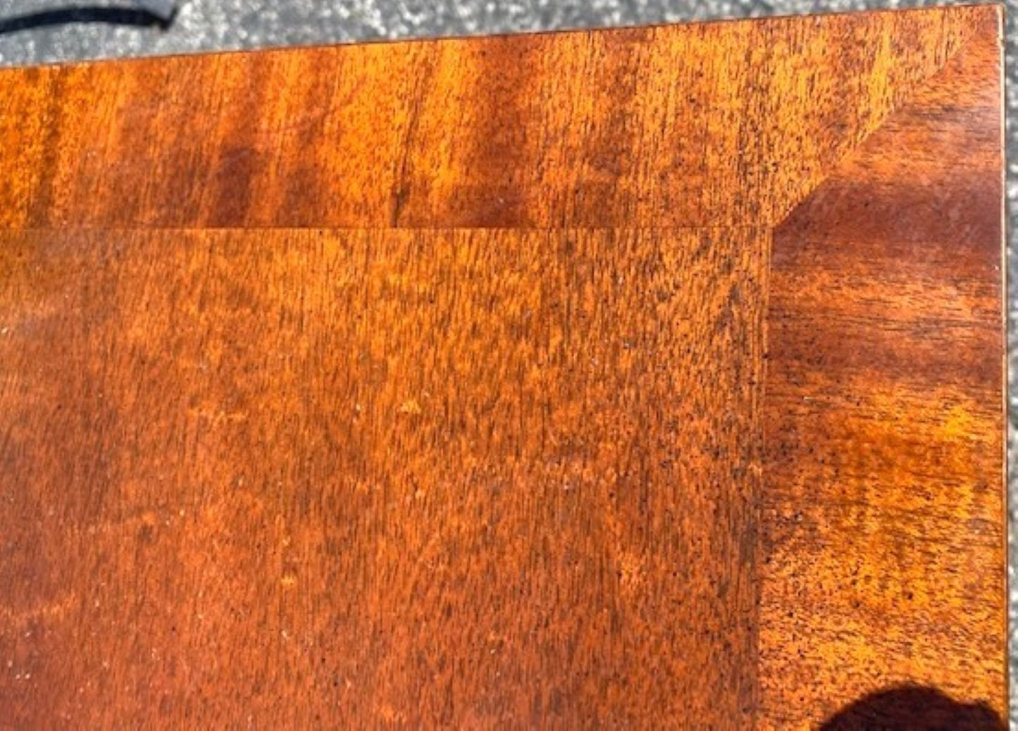LACQUER DESIGN Your Own Writing Desk