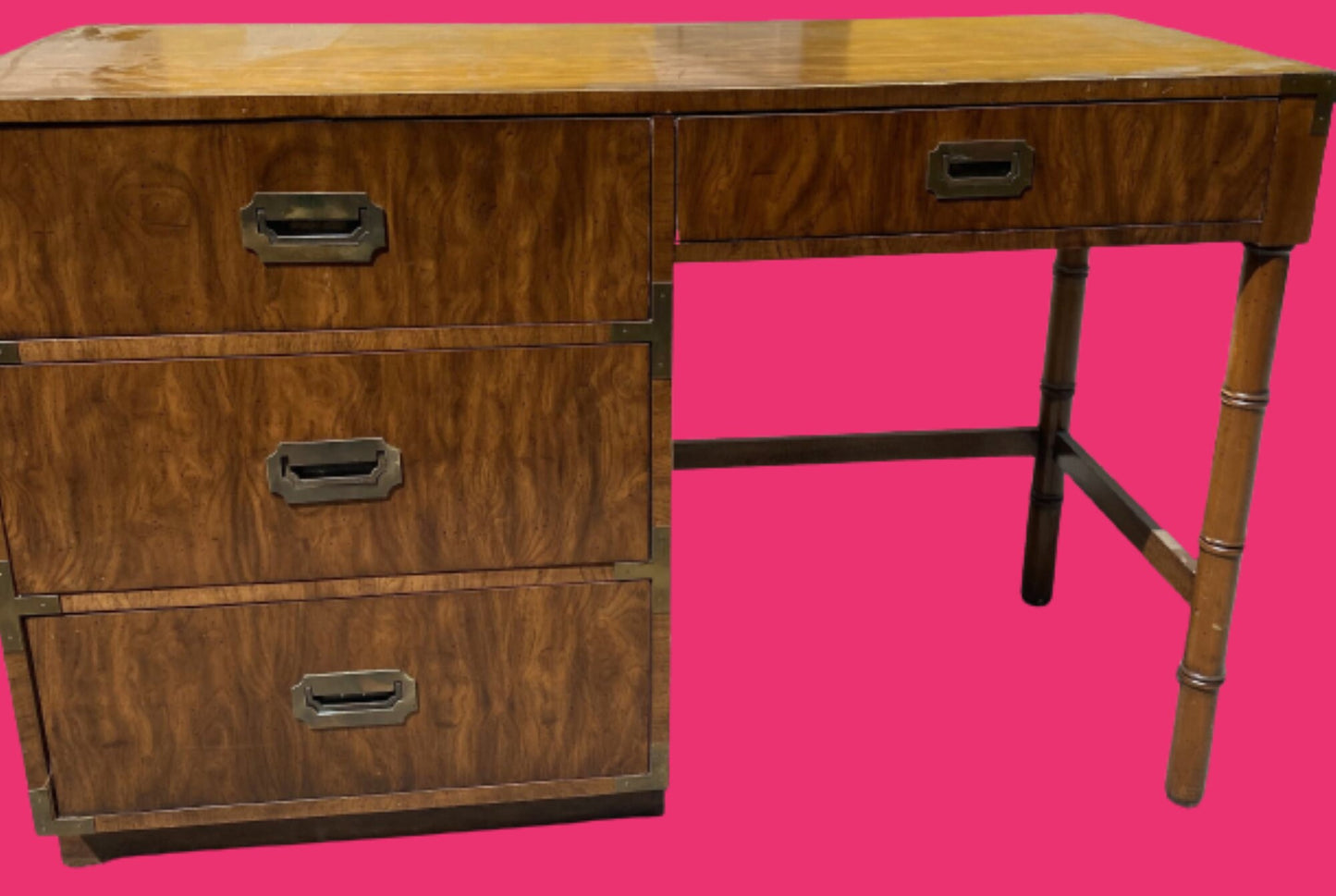 LACQUER DESIGN Your Own Dixie Campaign Kneehole Desk