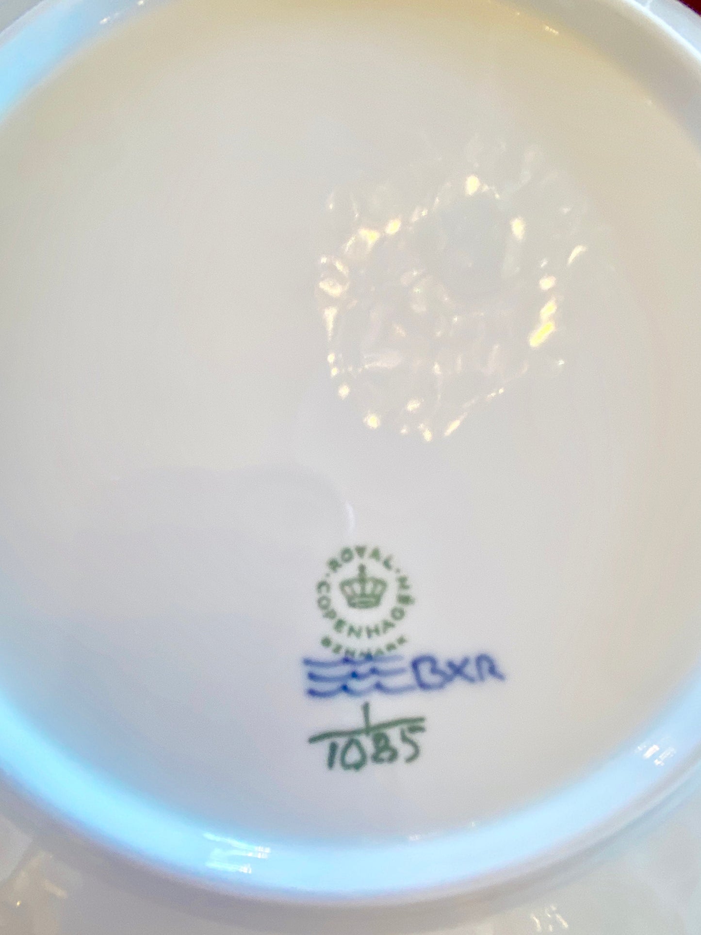 ROYAL COPENHAGEN Blue Fluted Full Lace Plates