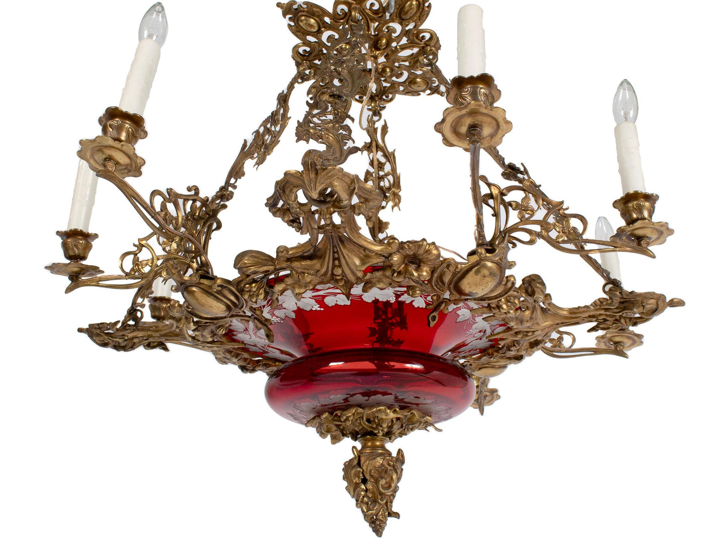 GILT BRONZE FOLIATE EIGHT-LIGHT CHANDELIER