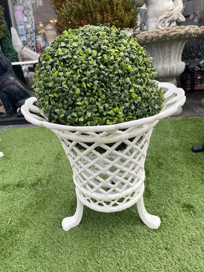 Beautiful Lattice Garden Urn Planter