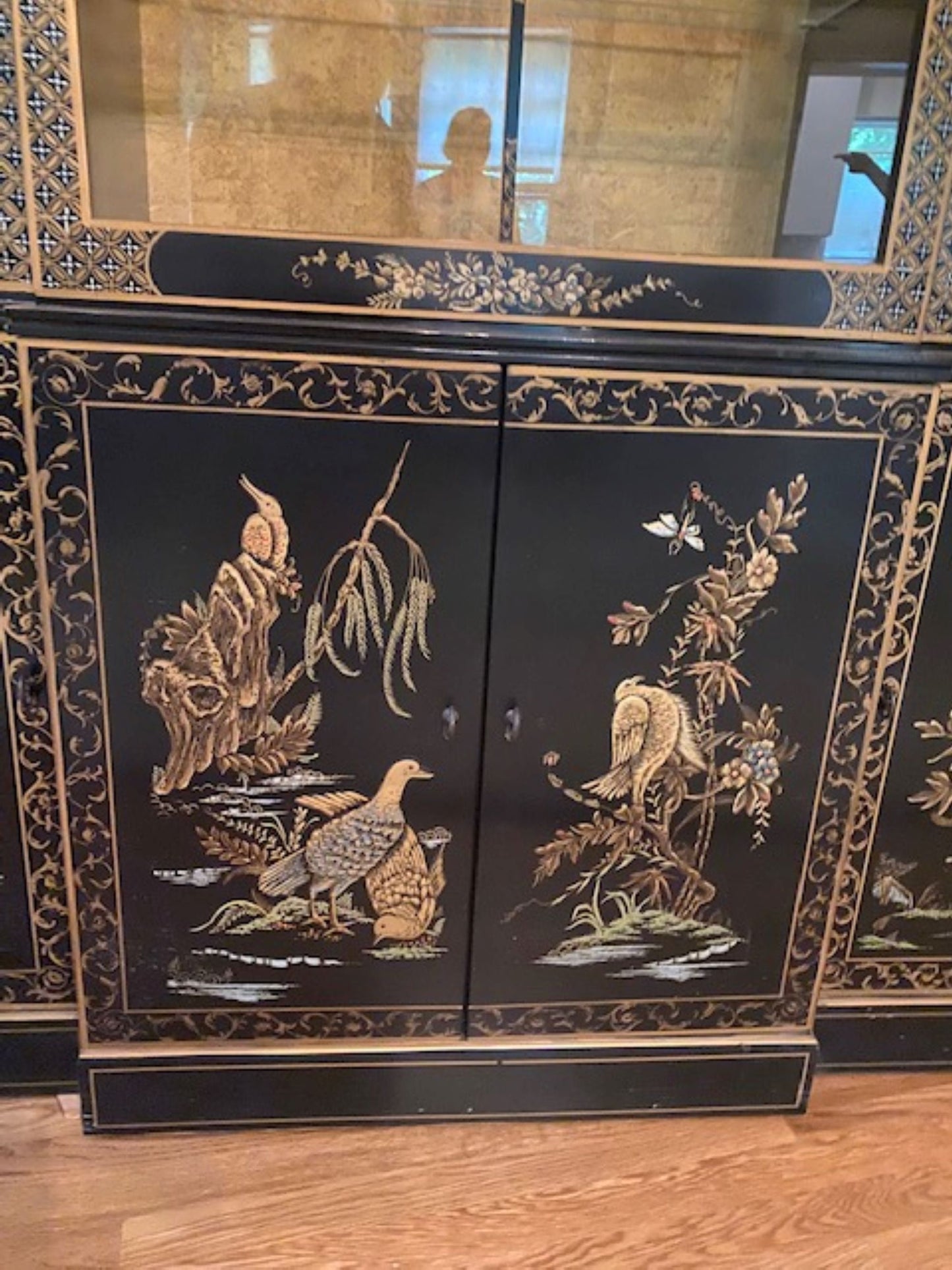 Mid-Century Drexel Heritage Asian Chinoiserie Black Lacquered & Gold Gilt China Cabinet/Breakfronts