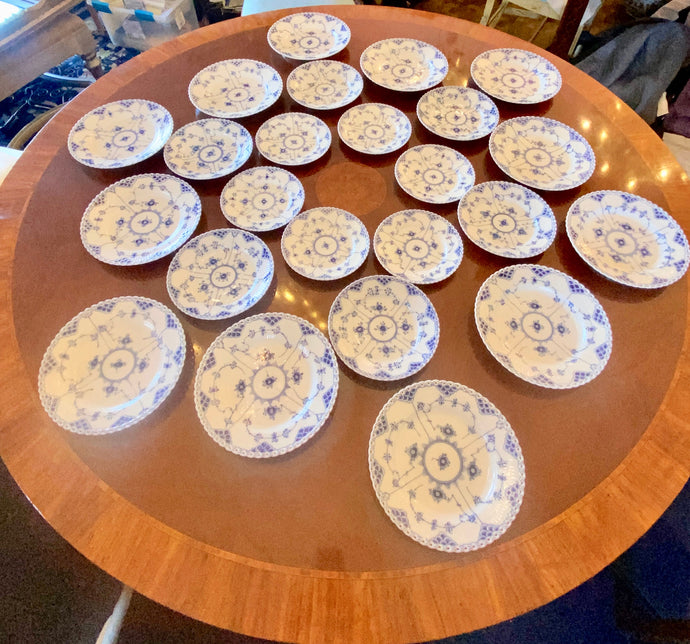 ROYAL COPENHAGEN Blue Fluted Full Lace Plates